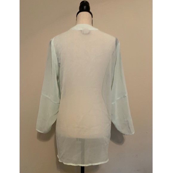 H&M Sheer Mint Blouse - Picture 5 of 7